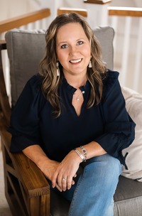 mel navy blue resized 200 pxl